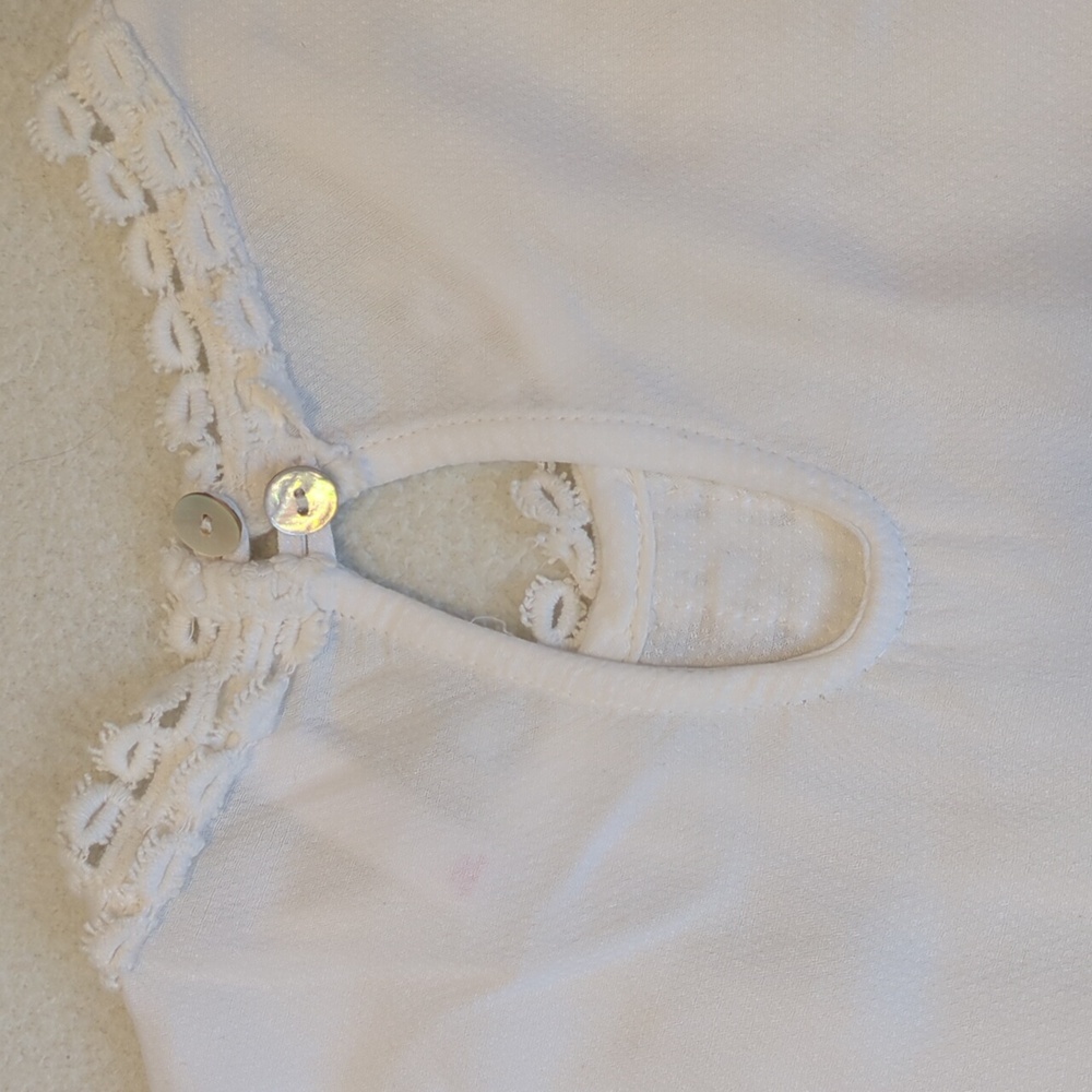 Cream Crochet Blouse - Picture 7 of 10